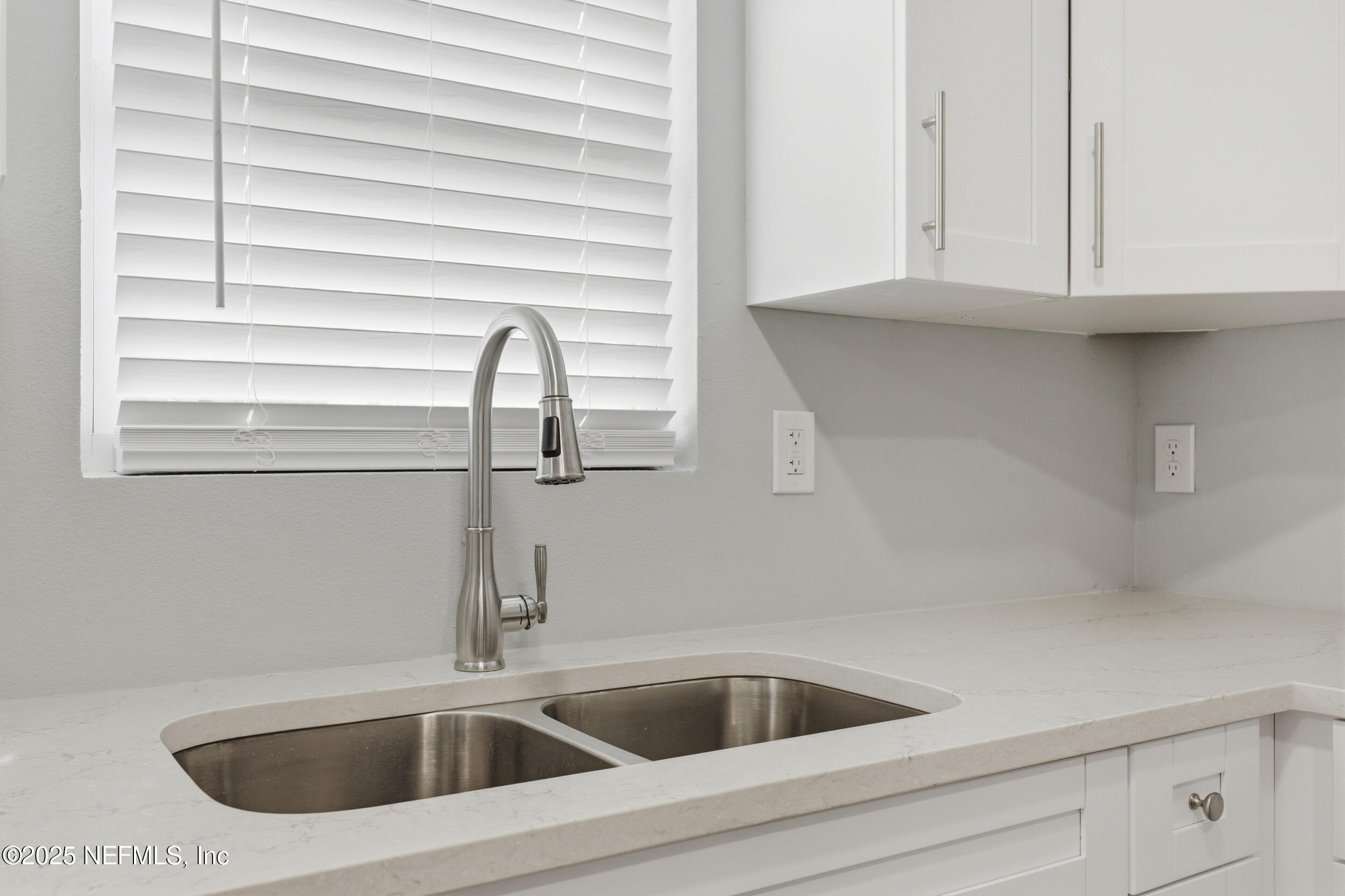 1314 Rushing Street Jacksonville, FL 32209 - Photo 13 of 33 the real estateographers_012