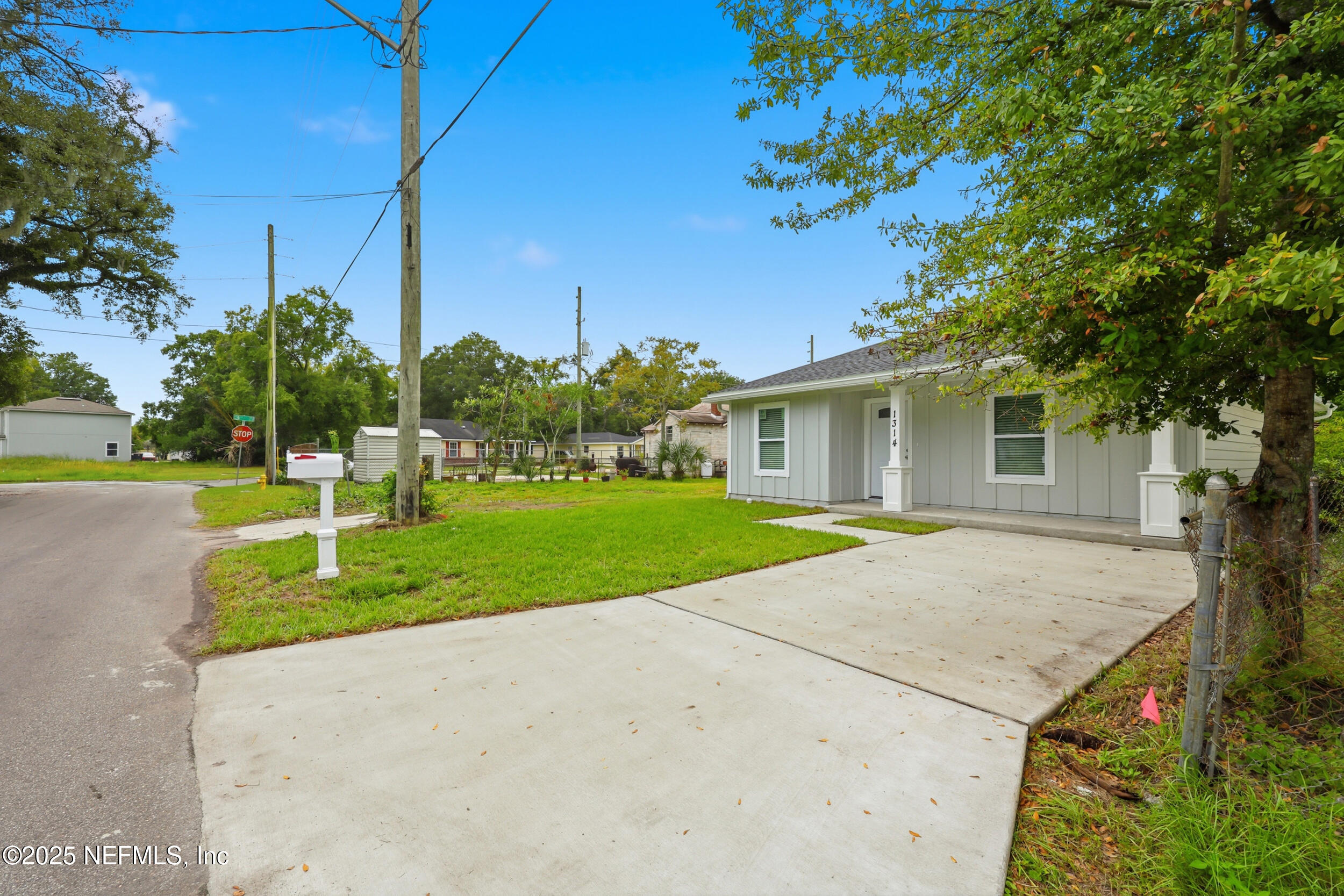 1314 Rushing Street Jacksonville, FL 32209 - Photo 31 of 33 the real estateographers_030