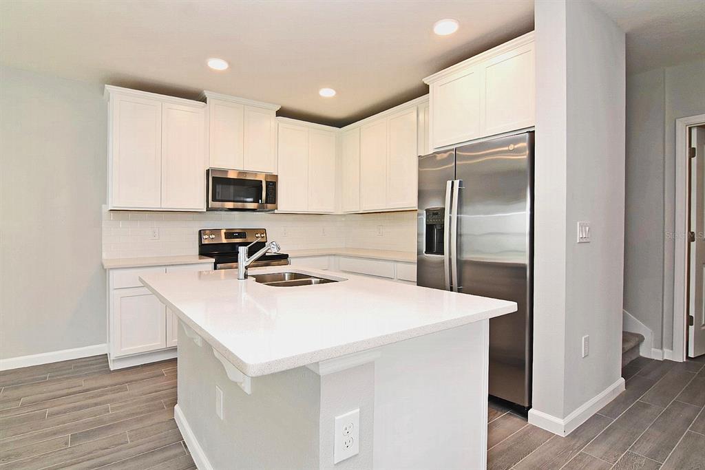 4365 Campsite Loop Orlando, FL 32824 - Photo 12 of 42