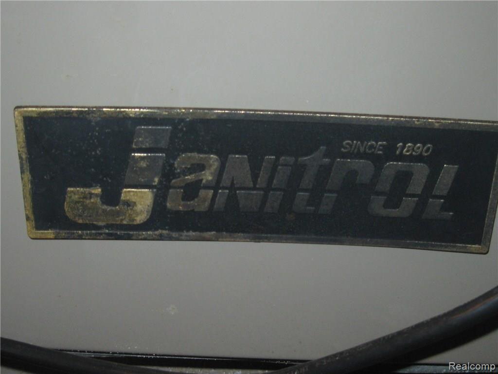 7251 Rattalee Lake Road Clarkston, MI 48348 - Photo 52 of 80 IMG_7016.JPG