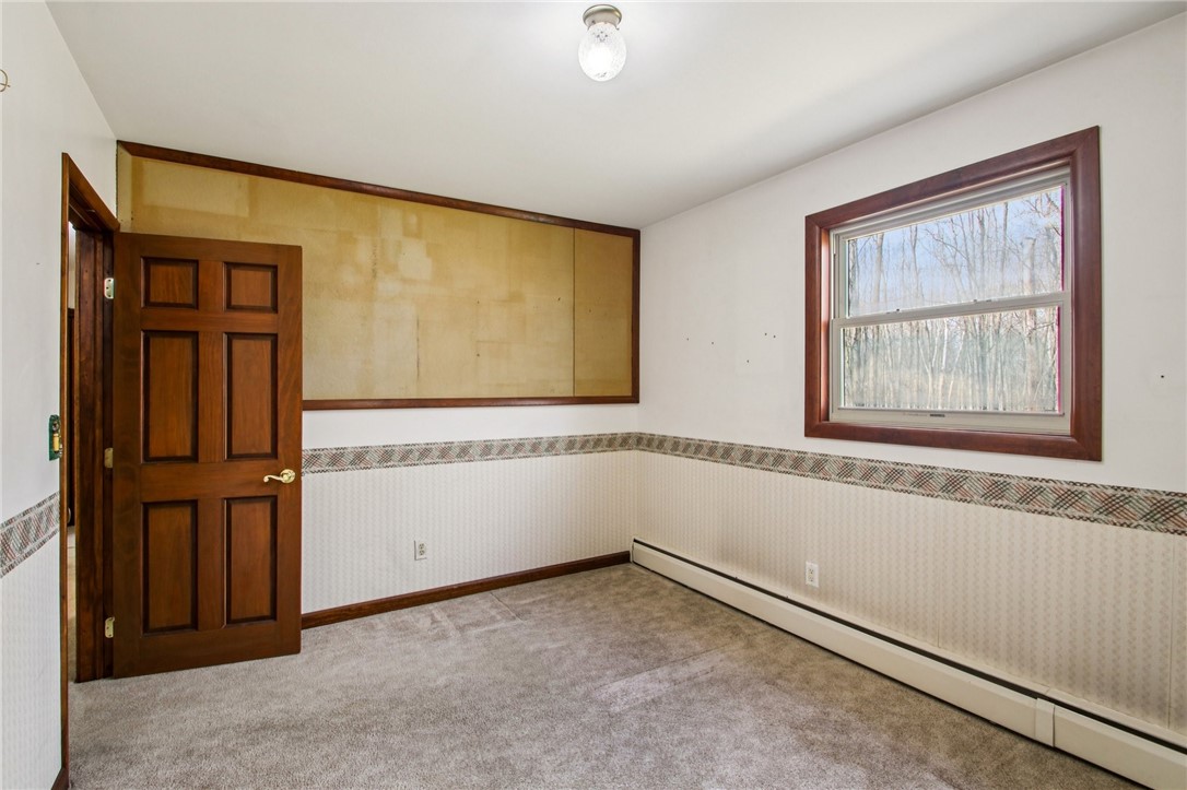 4820 Fox Road Farmington, NY 14522 - Photo 17 of 26 Bedroom