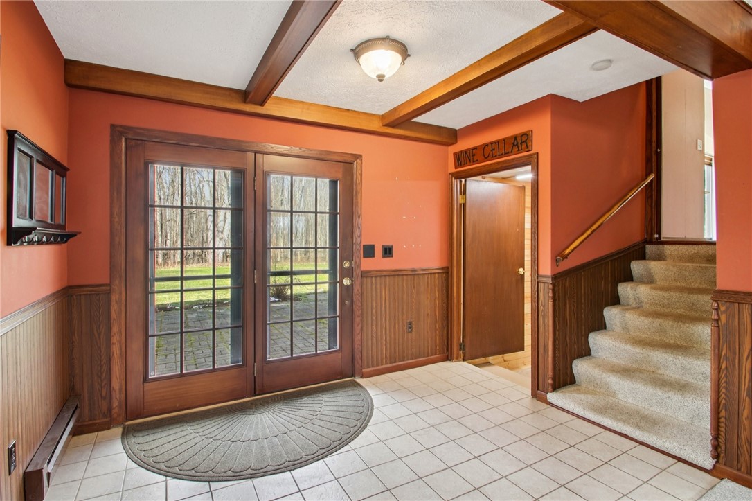 4820 Fox Road Farmington, NY 14522 - Photo 6 of 26 Family Room