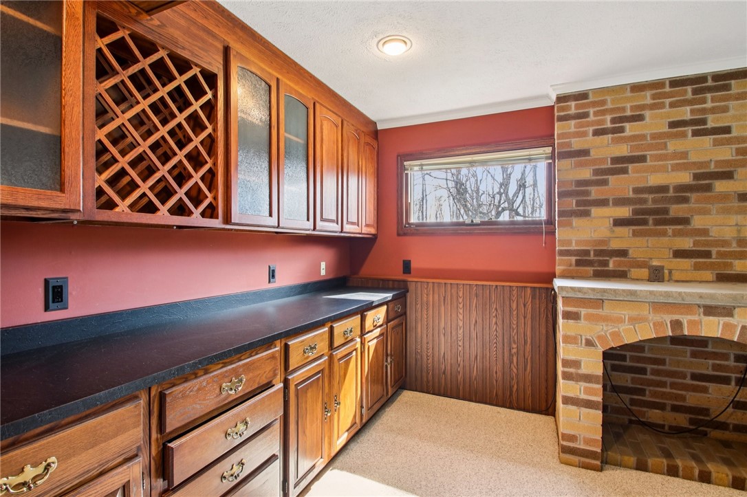 4820 Fox Road Farmington, NY 14522 - Photo 8 of 26 Family Room