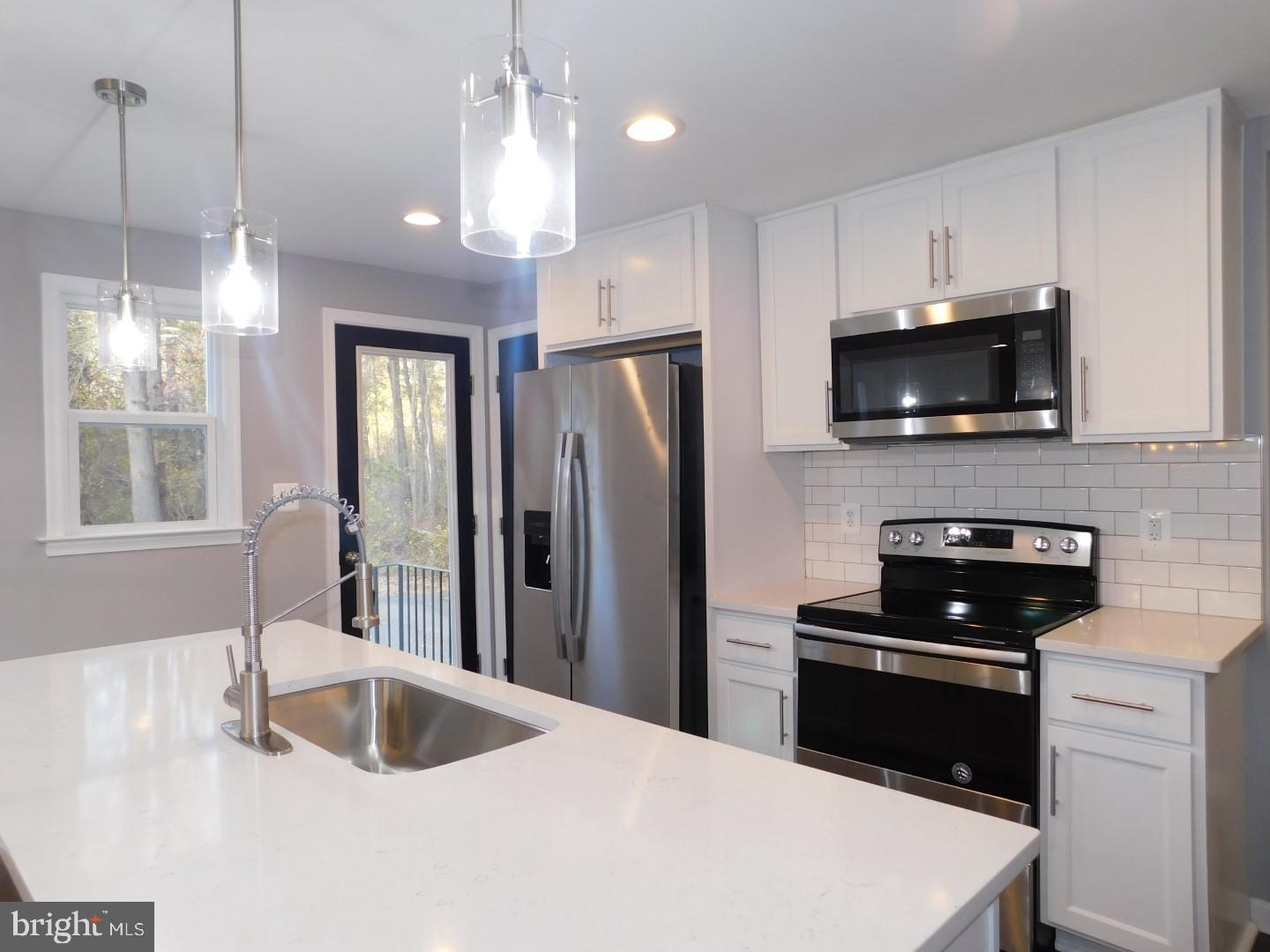 16713 Brogden Road Spencerville, MD 20868 - Photo 4 of 24 Kitchen