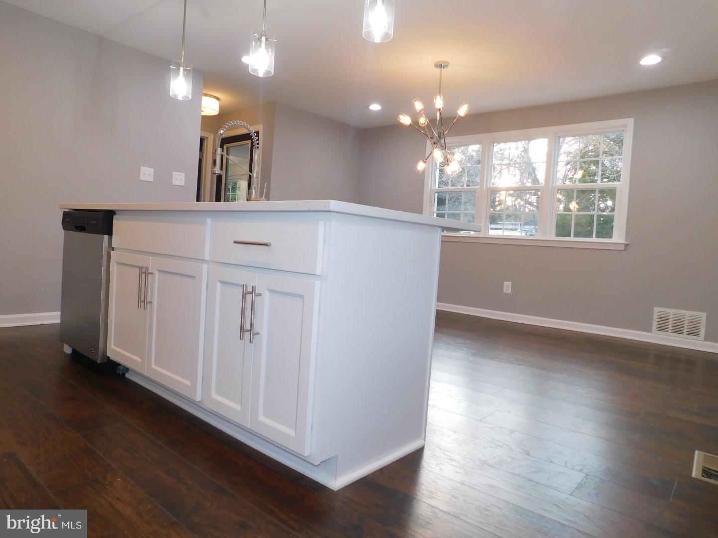 16713 Brogden Road Spencerville, MD 20868 - Photo 5 of 24 Kitchen Island