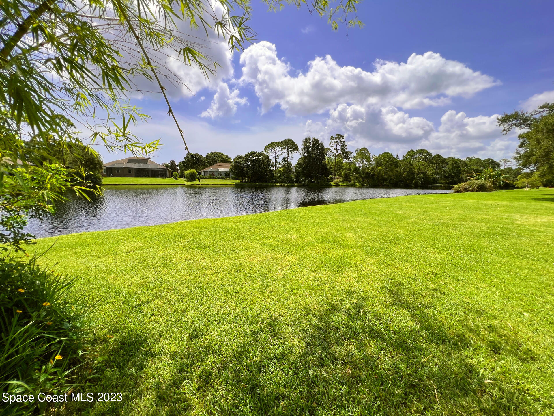3475 Big Pine Road Melbourne, FL 32934 - Photo 5 of 28 a view of an ocean from a city