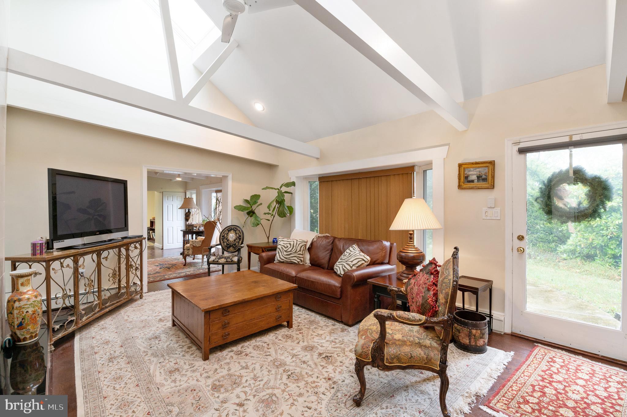 456 Woodhill Road Wayne, PA 19087 - Photo 7 of 25