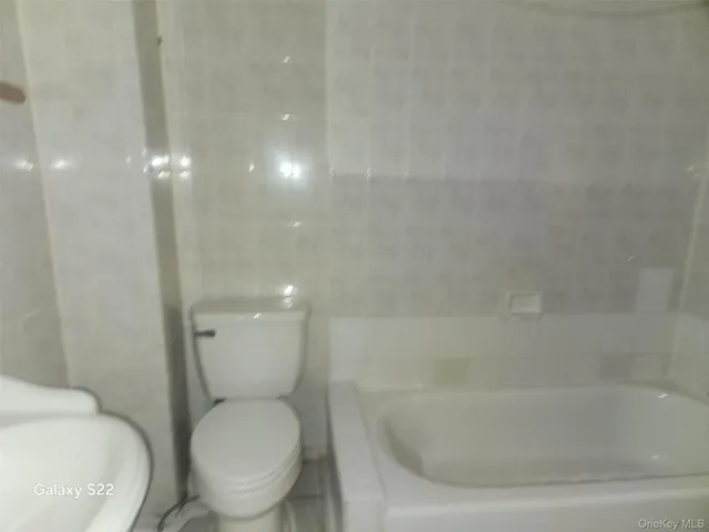 $2,700 | 34 Post Street, Yonkers, NY 10705