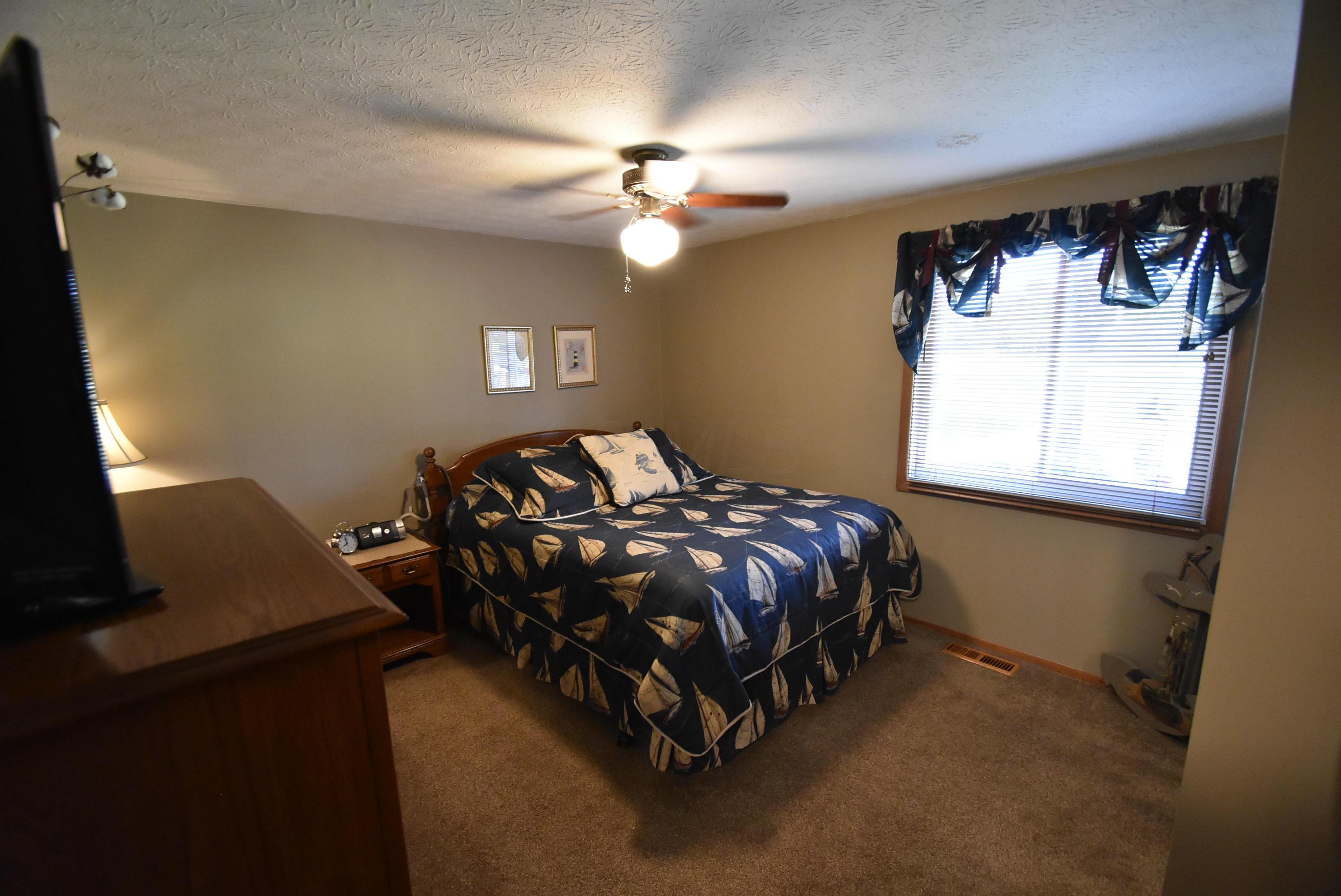 1867 Brookfield Road Columbus, OH 43229 - Photo 30 of 43 Gallery Image 30