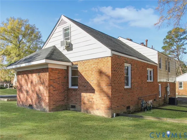 $425,000 | 2302 Pleasant Run Drive, Henrico, VA 23238