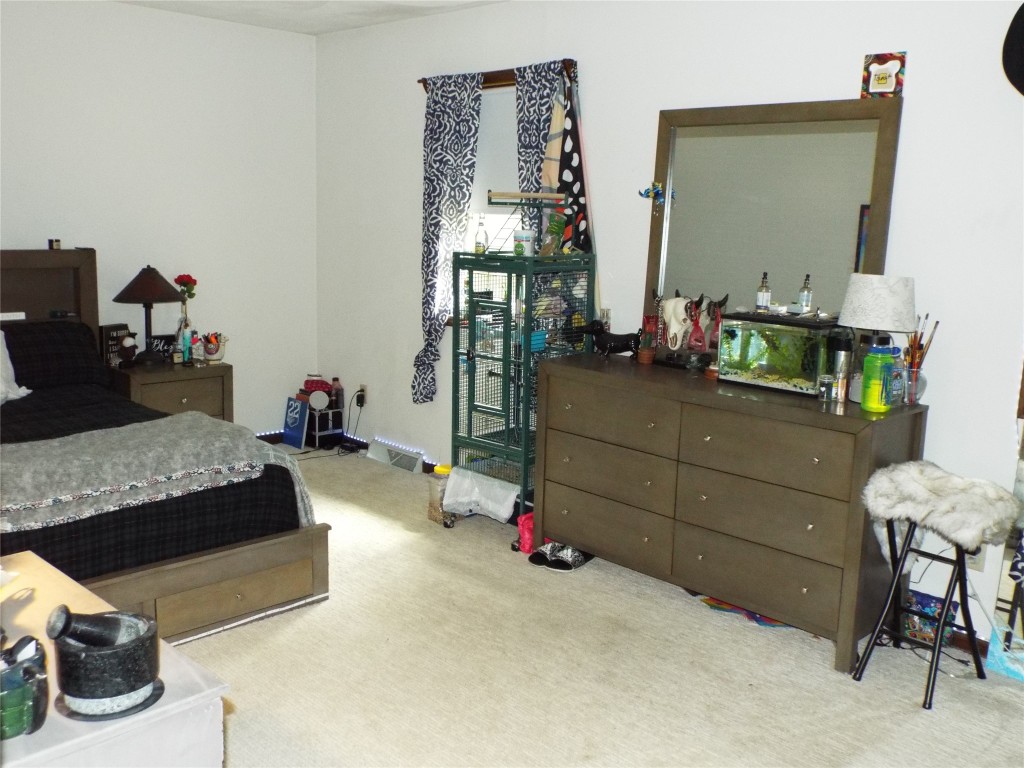 77 Coventry Road Endicott, NY 13760 - Photo 18 of 26 Gallery Image 18