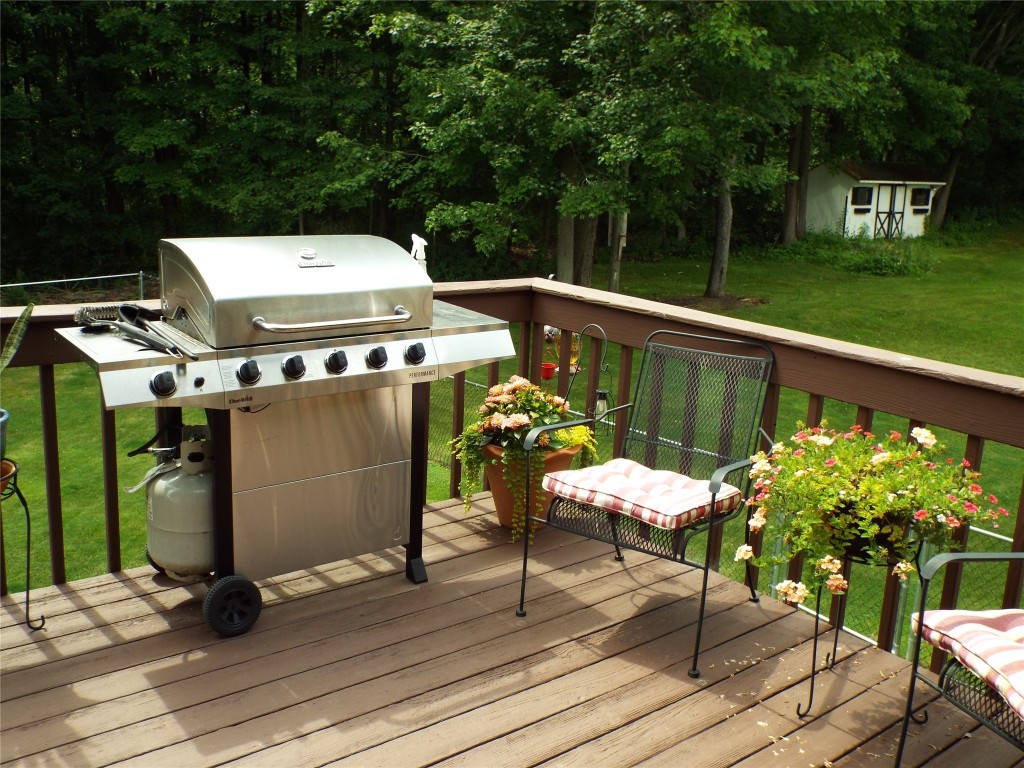 77 Coventry Road Endicott, NY 13760 - Photo 21 of 26 Gallery Image 21