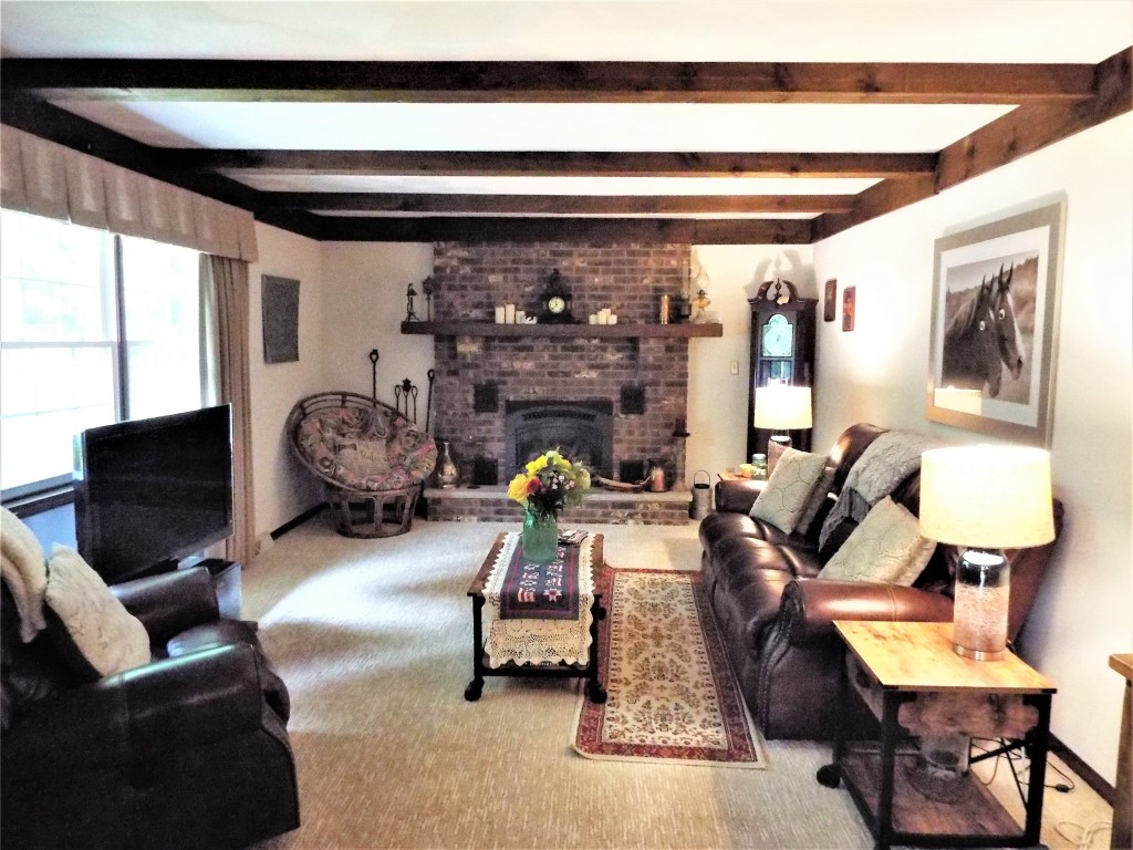 77 Coventry Road Endicott, NY 13760 - Photo 4 of 26 Gallery Image 4