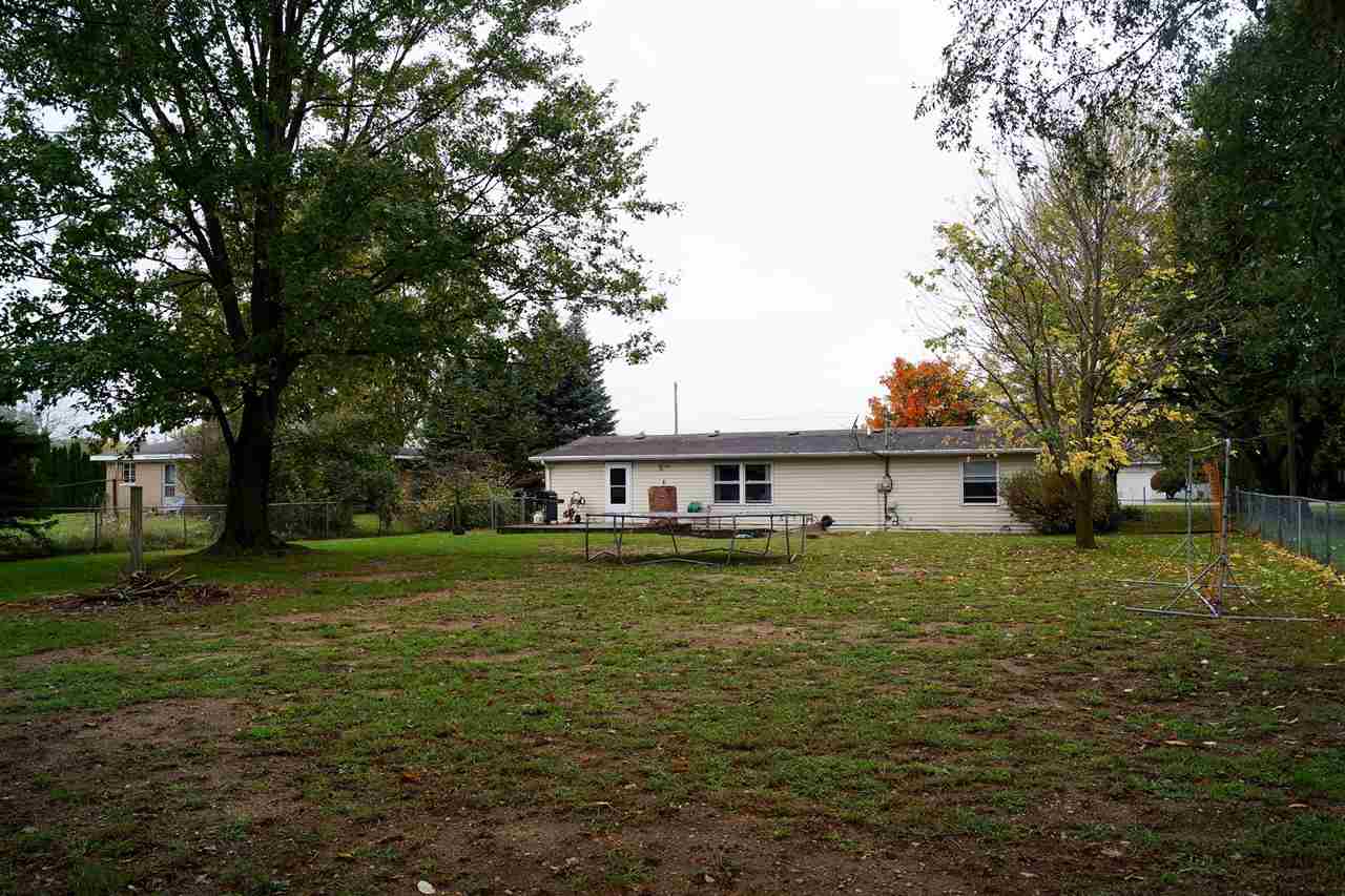 2118 South Packerton Road Warsaw, IN 46580 - Photo 5 of 15 Gallery Image 5