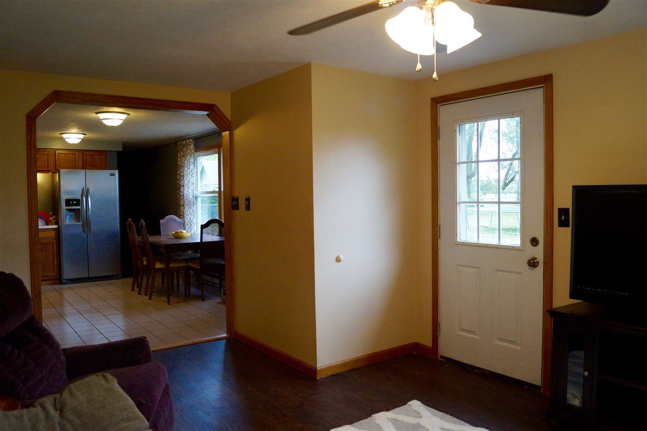 2118 South Packerton Road Warsaw, IN 46580 - Photo 10 of 15 Gallery Image 10
