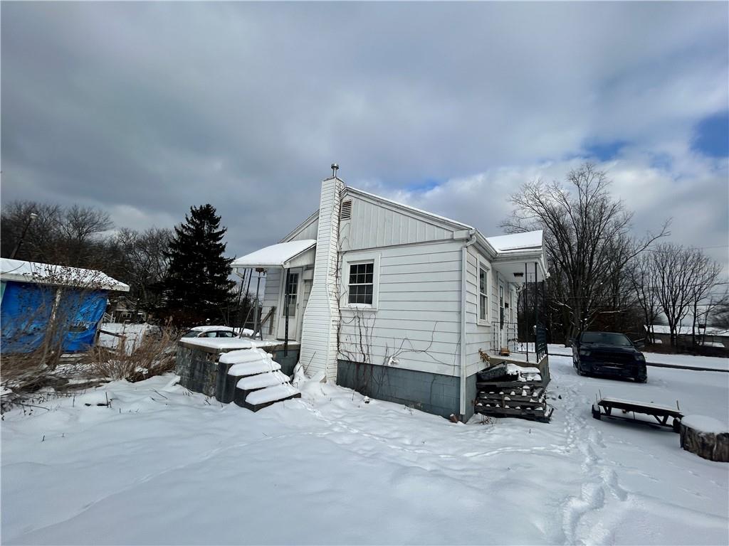 3079 McClelland Avenue New Castle, PA 16101 - Photo 2 of 8