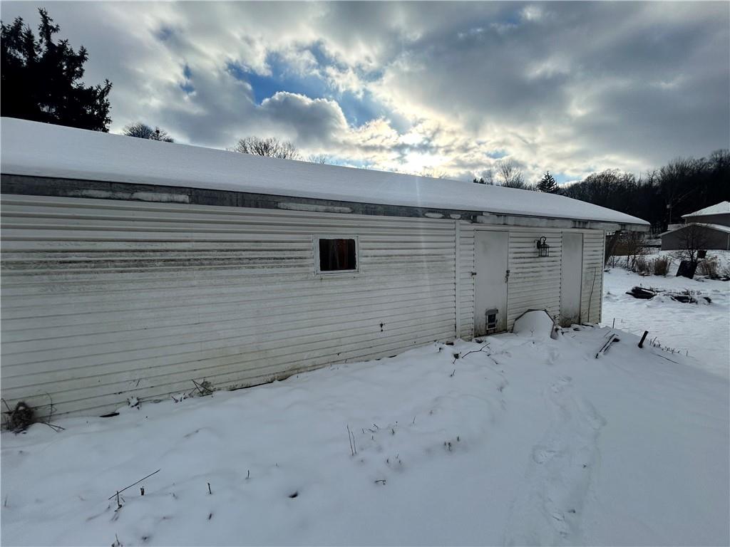 3079 McClelland Avenue New Castle, PA 16101 - Photo 4 of 8