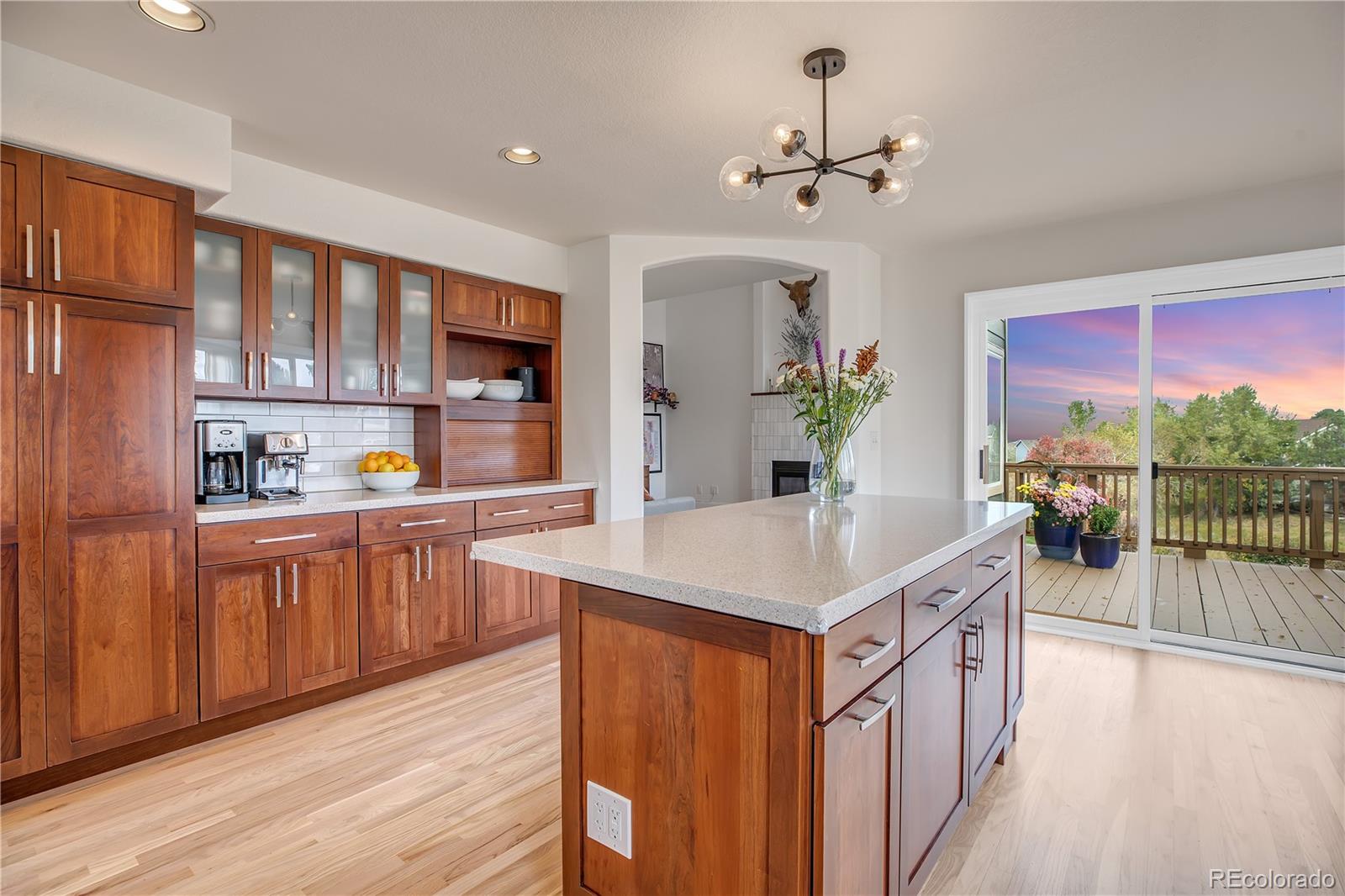 6954 Edgewood Trail Highlands Ranch, CO 80130 - Photo 3 of 38 Gallery Image 3