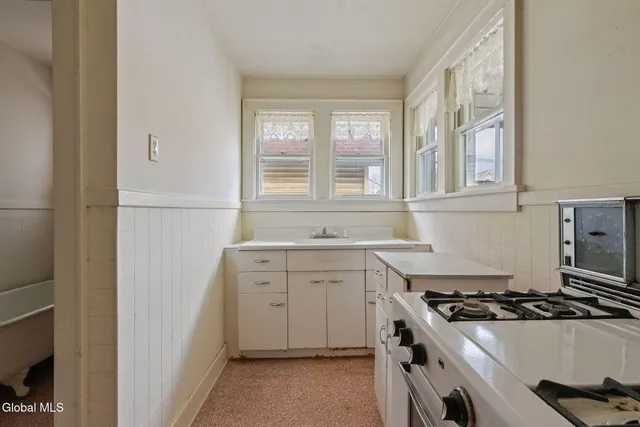 $244,900 | Undisclosed Address, Schenectady, NY 12308