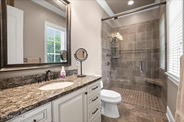 $929,000 | 757 Indian Mountain Road, Jellico, TN 37762