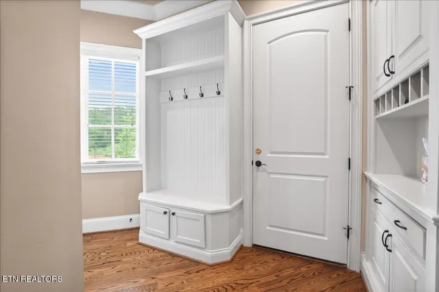 $929,000 | 757 Indian Mountain Road, Jellico, TN 37762