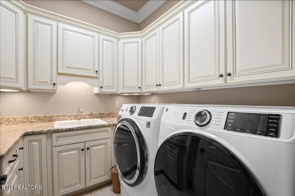 $929,000 | 757 Indian Mountain Road, Jellico, TN 37762