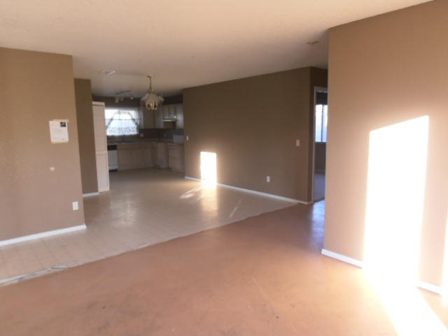 4085 North Pima Way Rimrock, AZ 86335 - Photo 8 of 18 Living Room - Dining Room
