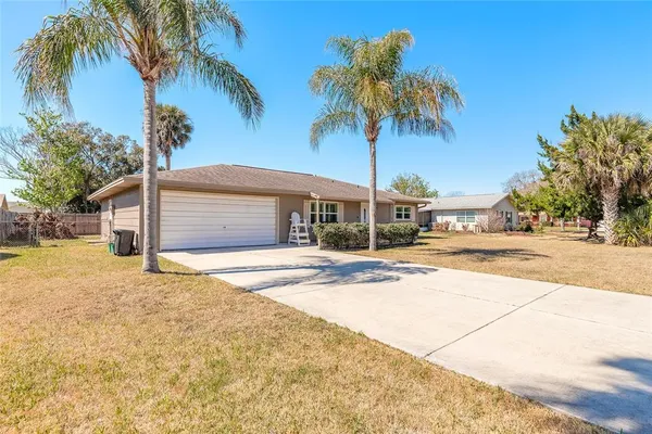 $290,000 | 220 Leisure Circle, Port Orange, FL 32127