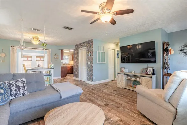 $290,000 | 220 Leisure Circle, Port Orange, FL 32127