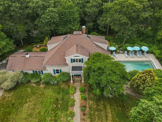 $870,000 | 3 Wolf Road, Buzzards Bay, MA 02532