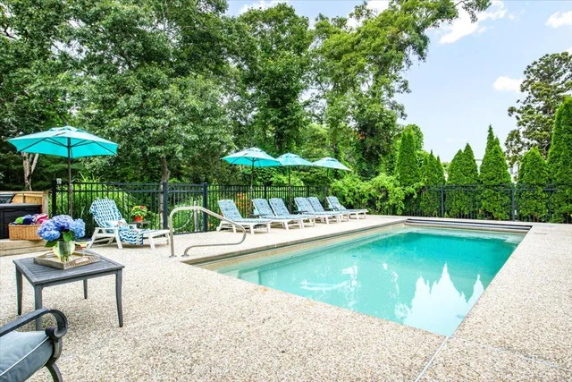 $870,000 | 3 Wolf Road, Buzzards Bay, MA 02532