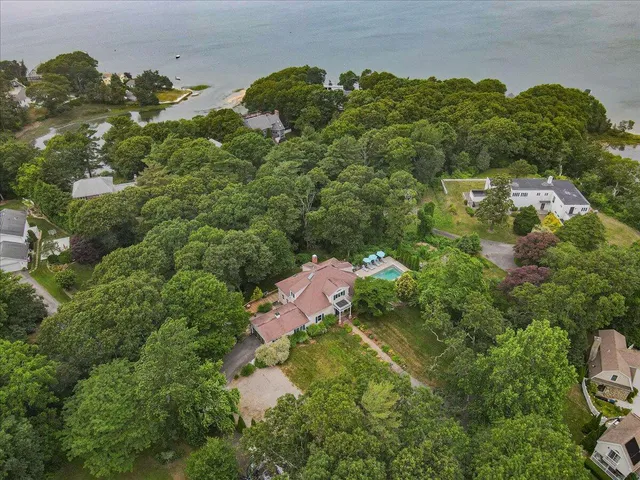 $870,000 | 3 Wolf Road, Buzzards Bay, MA 02532