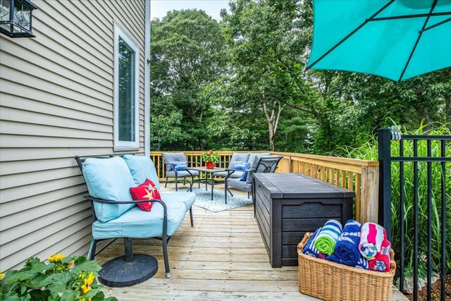 $870,000 | 3 Wolf Road, Buzzards Bay, MA 02532