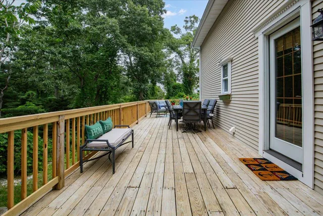 $870,000 | 3 Wolf Road, Buzzards Bay, MA 02532