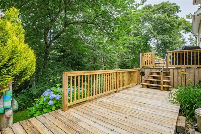 $870,000 | 3 Wolf Road, Buzzards Bay, MA 02532