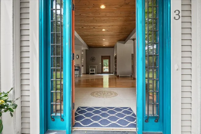 $870,000 | 3 Wolf Road, Buzzards Bay, MA 02532