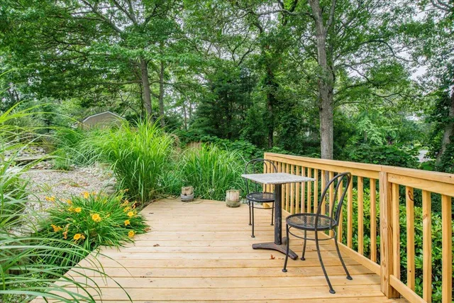 $870,000 | 3 Wolf Road, Buzzards Bay, MA 02532