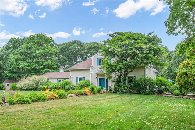 $870,000 | 3 Wolf Road, Buzzards Bay, MA 02532