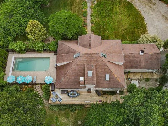 $870,000 | 3 Wolf Road, Buzzards Bay, MA 02532