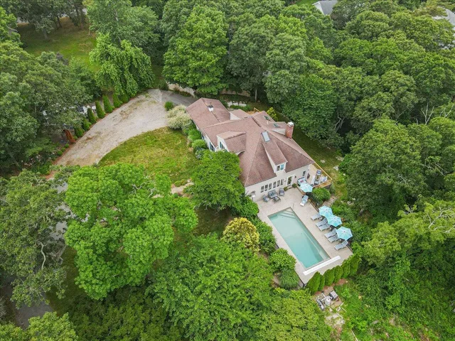 $870,000 | 3 Wolf Road, Buzzards Bay, MA 02532