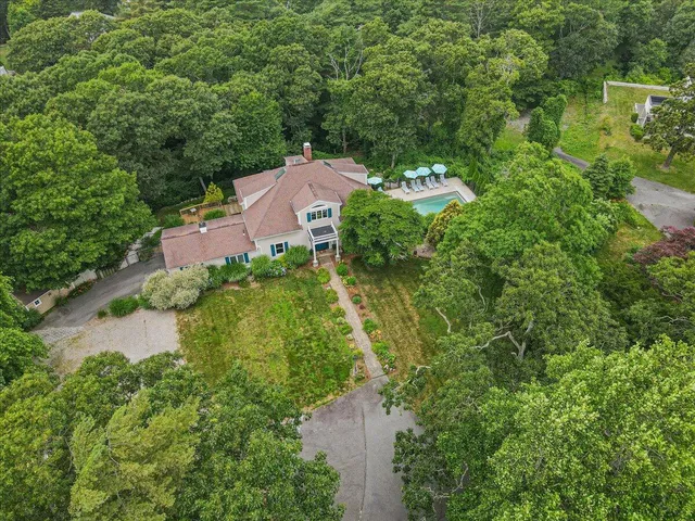 $870,000 | 3 Wolf Road, Buzzards Bay, MA 02532