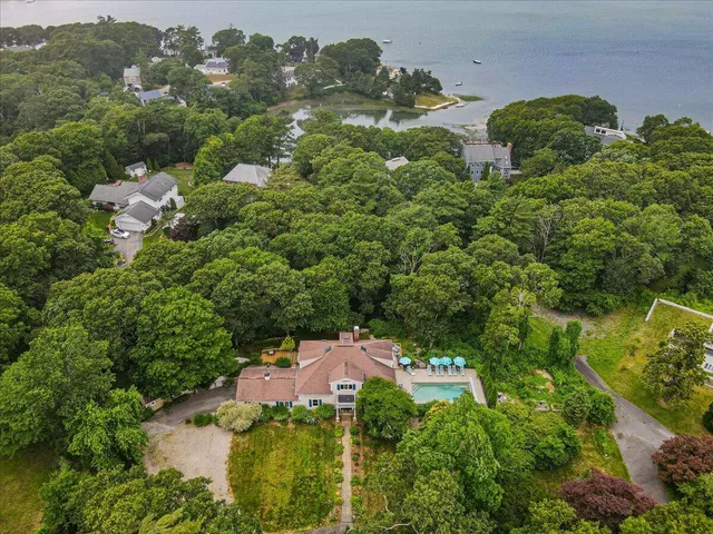 $870,000 | 3 Wolf Road, Buzzards Bay, MA 02532