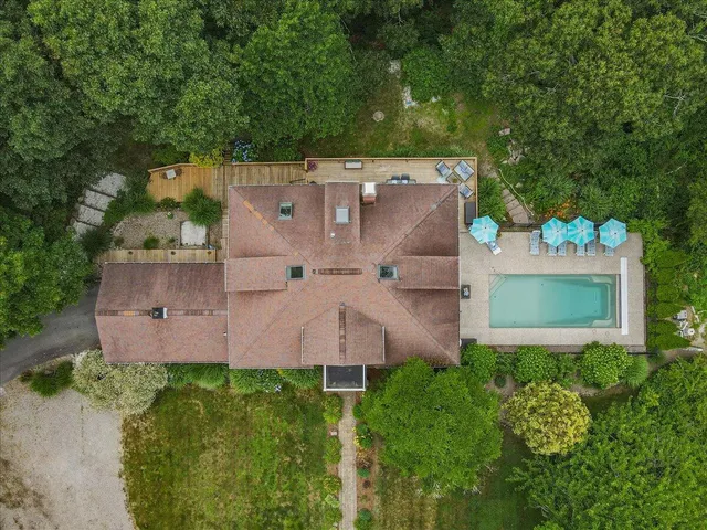 $870,000 | 3 Wolf Road, Buzzards Bay, MA 02532