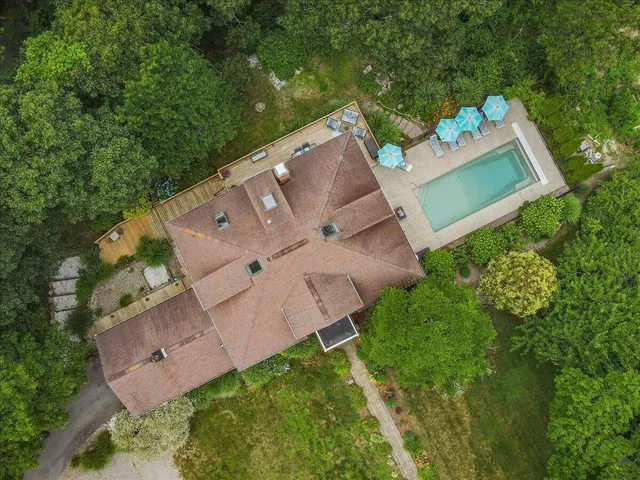 $870,000 | 3 Wolf Road, Buzzards Bay, MA 02532