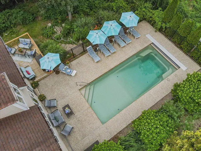 $870,000 | 3 Wolf Road, Buzzards Bay, MA 02532