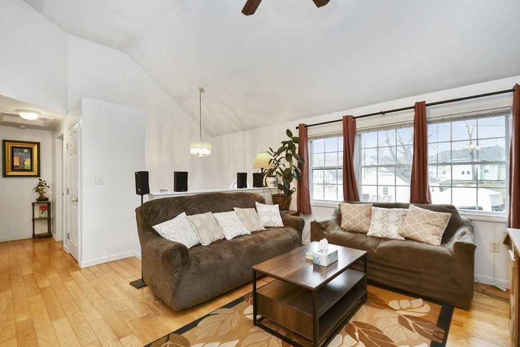 4 Atlas Street Worcester, MA 01604 - Photo 12 of 32 Gallery Image 12