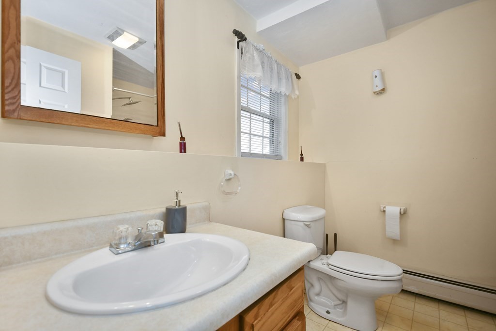 4 Atlas Street Worcester, MA 01604 - Photo 26 of 32 Gallery Image 26