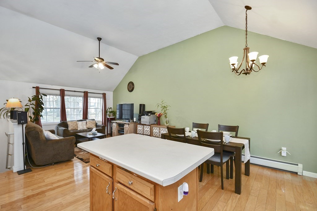 4 Atlas Street Worcester, MA 01604 - Photo 5 of 32 Gallery Image 5