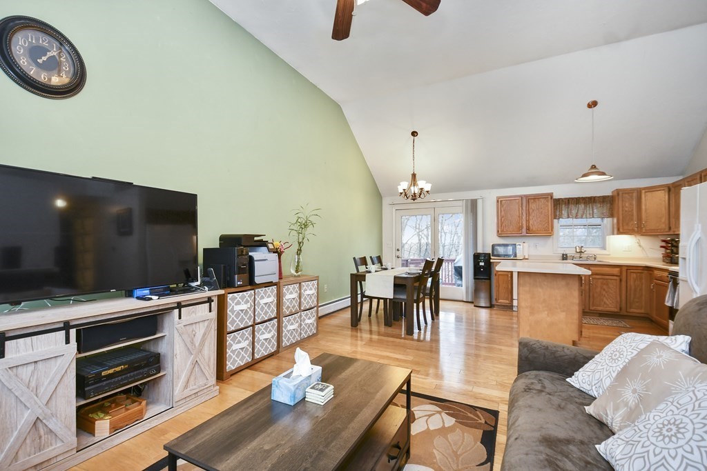 4 Atlas Street Worcester, MA 01604 - Photo 10 of 32 Gallery Image 10