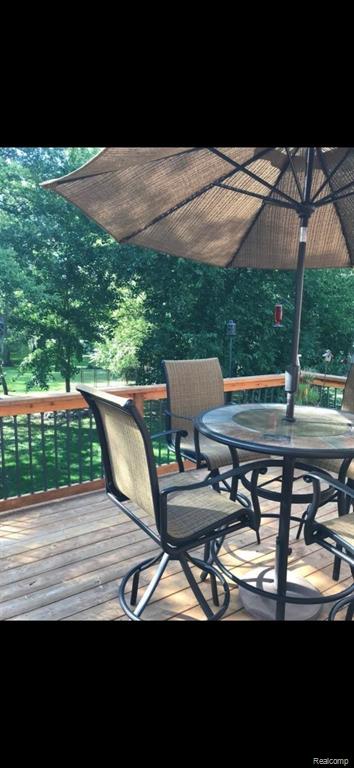 770 Old Perch Road Rochester Hills, MI 48309 - Photo 3 of 28